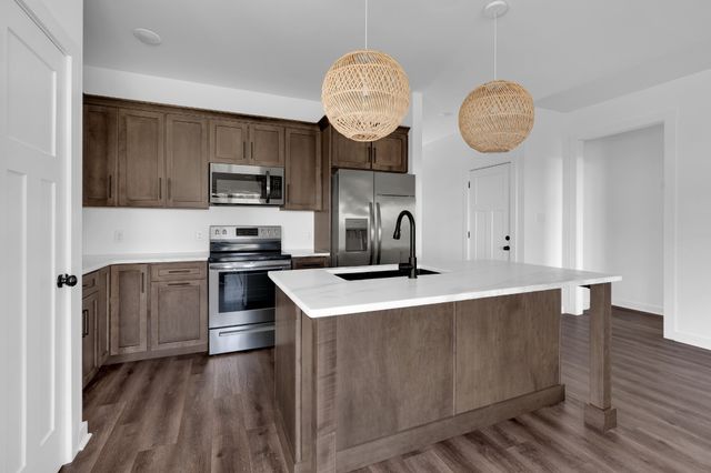 65 Duncan Ln, Winchester, TN 37398