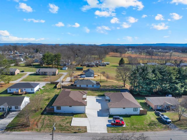 65 Duncan Ln, Winchester, TN 37398