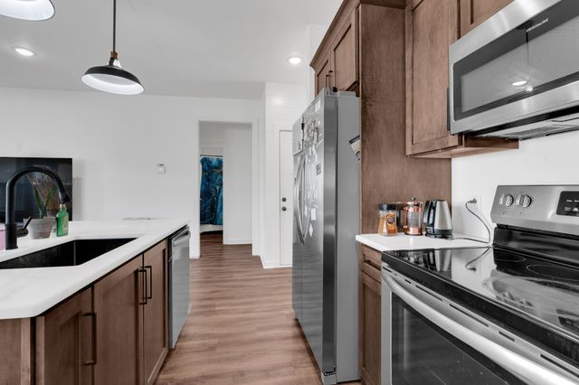 65 Duncan Ln, Winchester, TN 37398