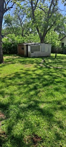 705 Vine Street, Euless, TX 76040