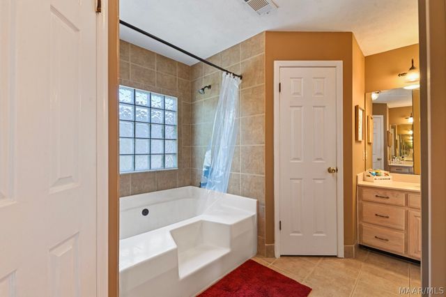 7164 Breckenridge Drive, Montgomery, AL 36117