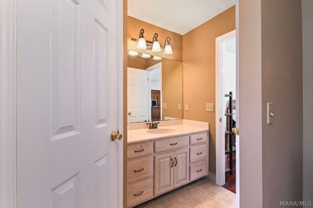 7164 Breckenridge Drive, Montgomery, AL 36117