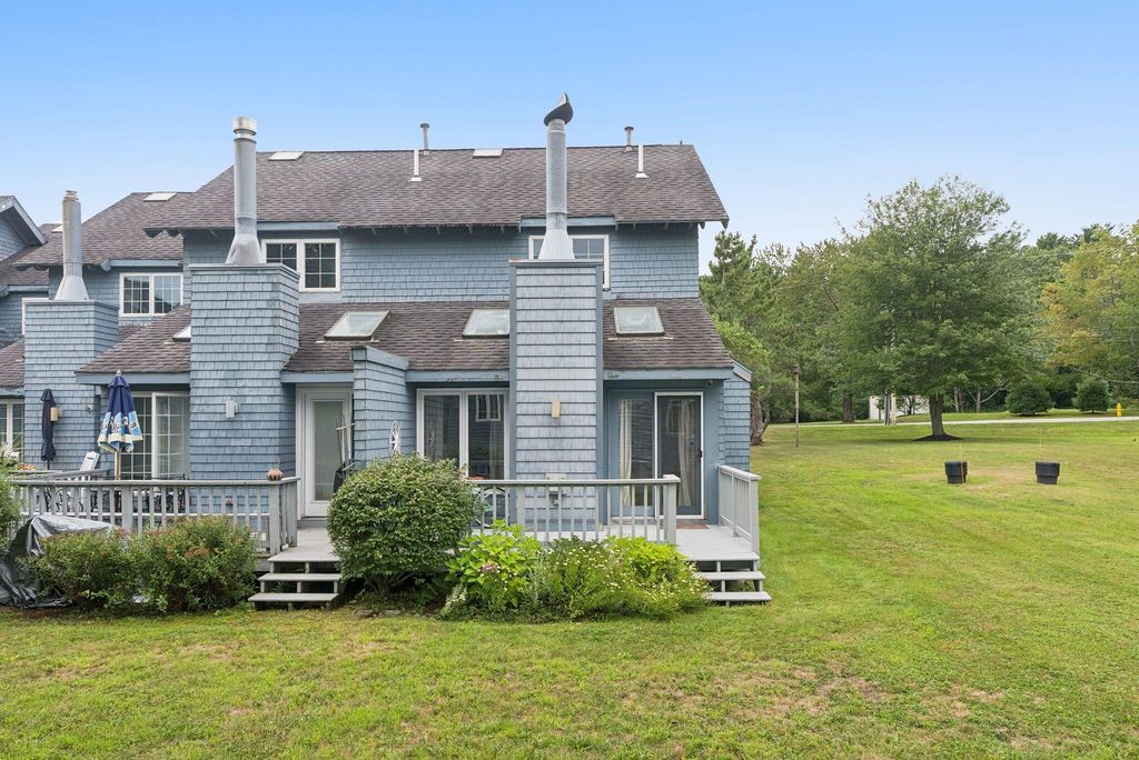 129 Portland Avenue 55, Old Orchard Beach, ME 04064 — photo 2