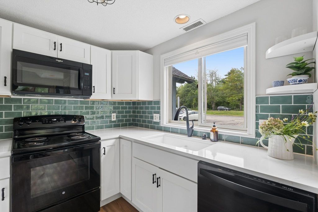 129 Portland Avenue 55, Old Orchard Beach, ME 04064 — photo 4