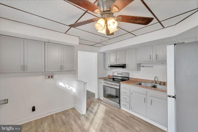 1023 W SCHUYLKILL, Pottsville, PA 17901