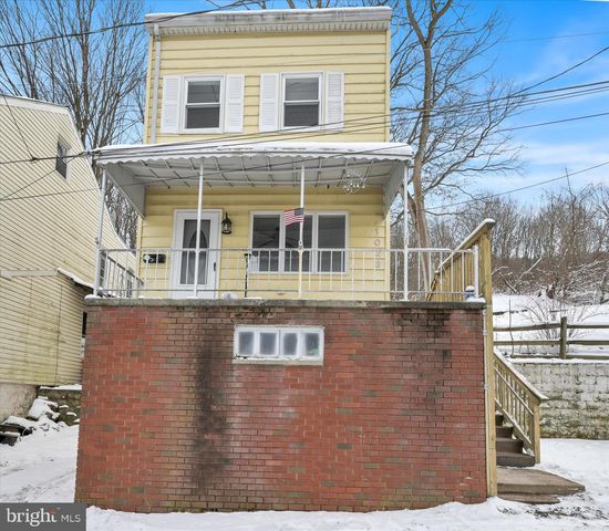 1023 W SCHUYLKILL, Pottsville, PA 17901