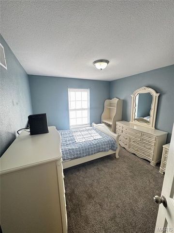 215 Settlers Pass, Waynesville, MO 65583