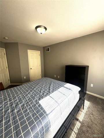 215 Settlers Pass, Waynesville, MO 65583