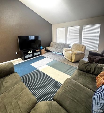 215 Settlers Pass, Waynesville, MO 65583