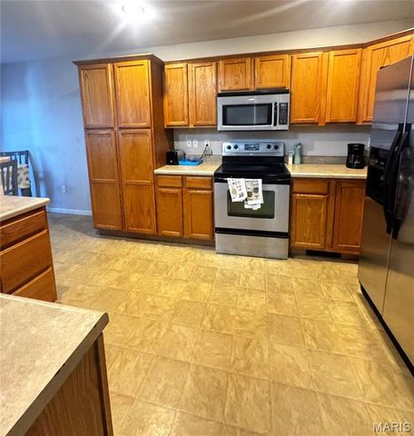 215 Settlers Pass, Waynesville, MO 65583