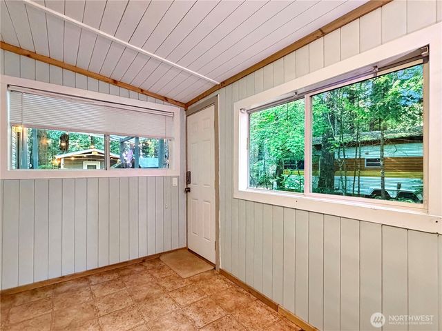 150 5 Big River Boulevard W, Deming, WA 98244