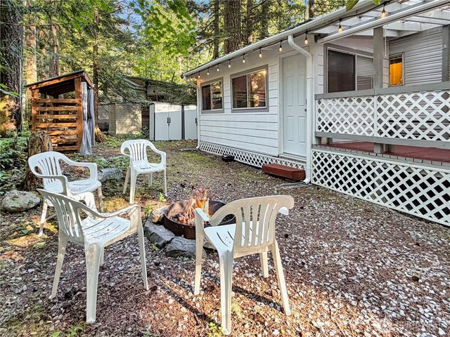 150 5 Big River Boulevard W, Deming, WA 98244