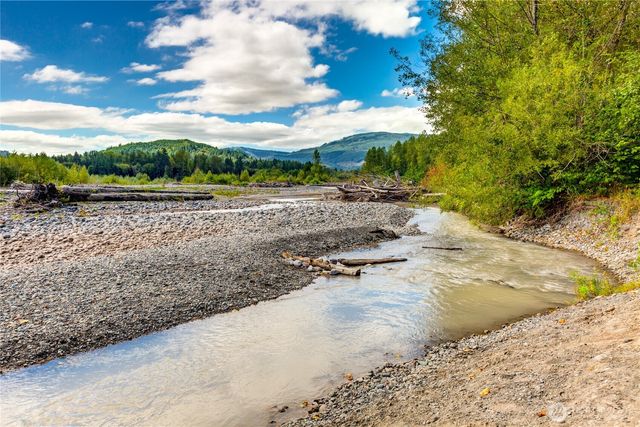 150 5 Big River Boulevard W, Deming, WA 98244