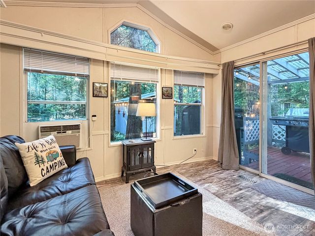 150 5 Big River Boulevard W, Deming, WA 98244