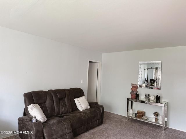 62 Stonehurst Boulevard G, Freehold, NJ 07728