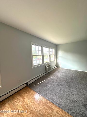 62 Stonehurst Boulevard G, Freehold, NJ 07728