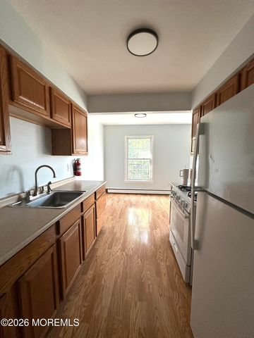 62 Stonehurst Boulevard G, Freehold, NJ 07728