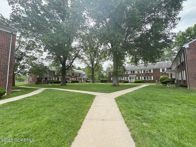 62 Stonehurst Boulevard G, Freehold, NJ 07728