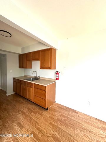 62 Stonehurst Boulevard G, Freehold, NJ 07728