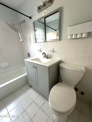 62 Stonehurst Boulevard G, Freehold, NJ 07728