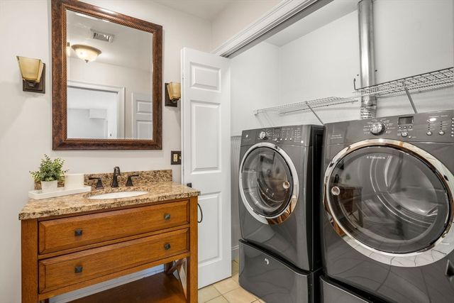 39 Fenton St 7, Boston, MA 02122