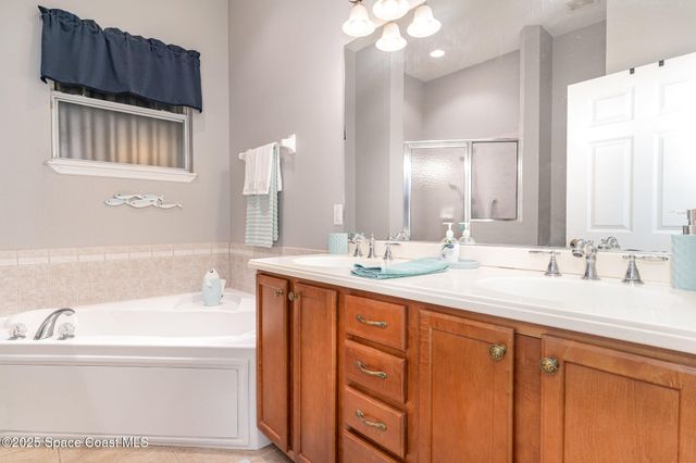 4030 Alamanda Key Drive, Melbourne, FL 32901