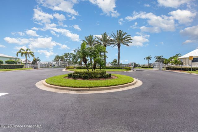 4030 Alamanda Key Drive, Melbourne, FL 32901