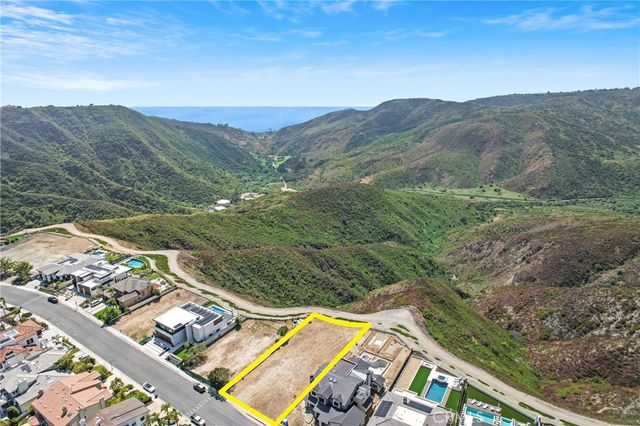 21 Coronado Pointe, Laguna Niguel, CA 92677