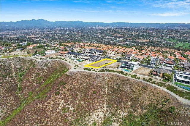 21 Coronado Pointe, Laguna Niguel, CA 92677