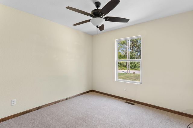 322 Sugar Lane, Clever, MO 65631
