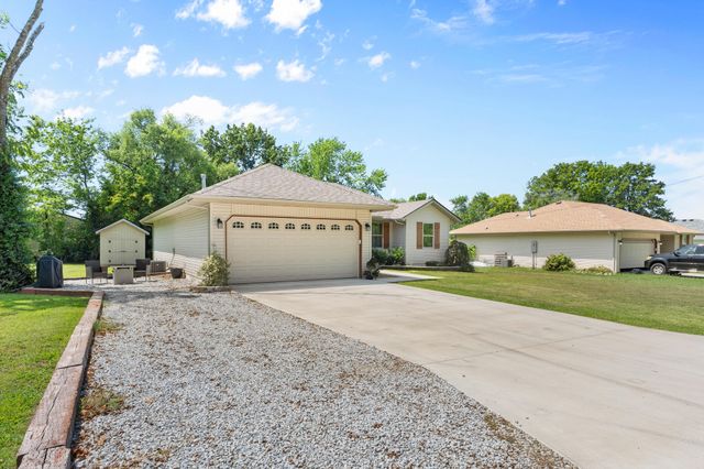 322 Sugar Lane, Clever, MO 65631