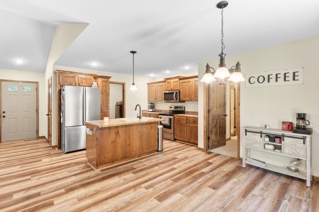 322 Sugar Lane, Clever, MO 65631