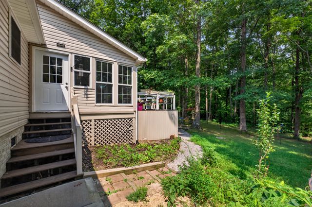 161 Ponder Ln, Smithville, TN 37166