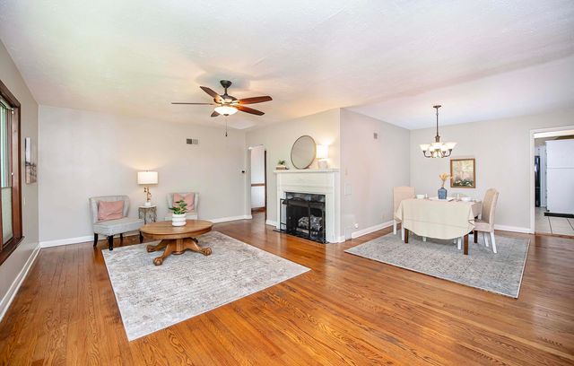 1140 S Weller Avenue, Springfield, MO 65804