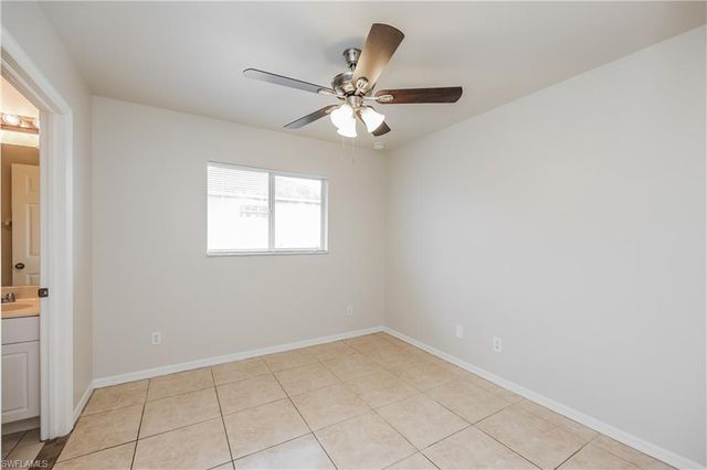 2607 30th ST SW, Lehigh Acres, FL 33976