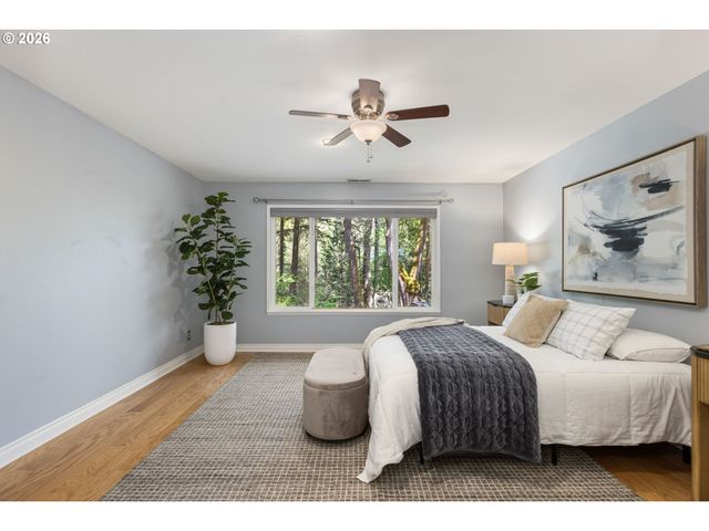 1899 COUNTRY CLUB Rd, Lake Oswego, OR 97034