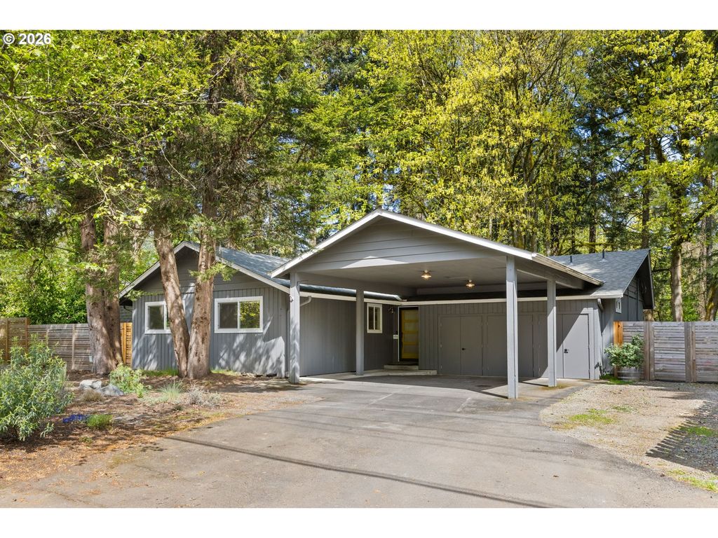 1899 COUNTRY CLUB Rd, Lake Oswego, OR 97034