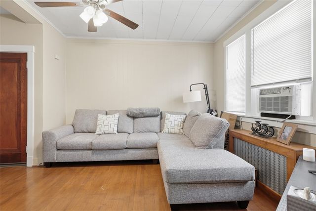 809 Alpine Blvd, Wilkins Twp, PA 15221
