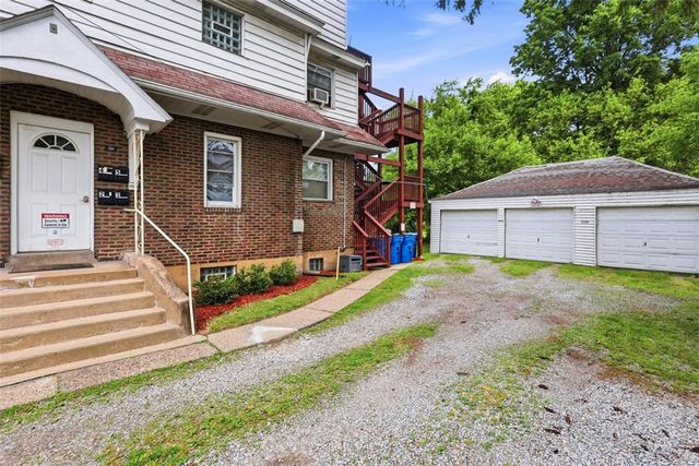 809 Alpine Blvd, Wilkins Twp, PA 15221