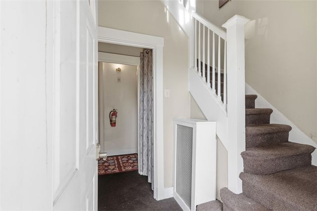 809 Alpine Blvd, Wilkins Twp, PA 15221