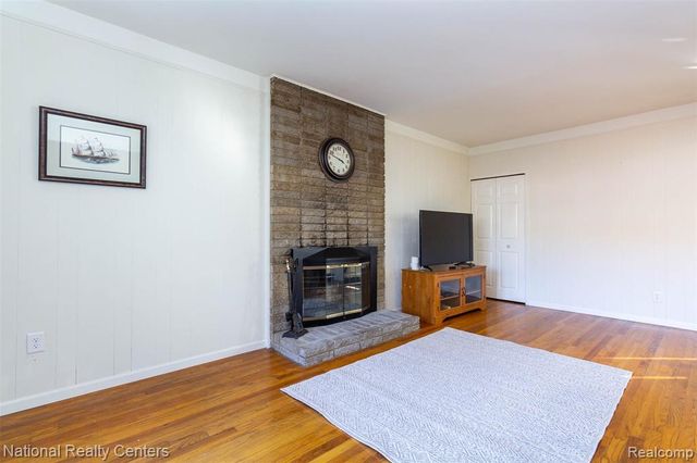 511 S Bryar Street, Westland, MI 48186