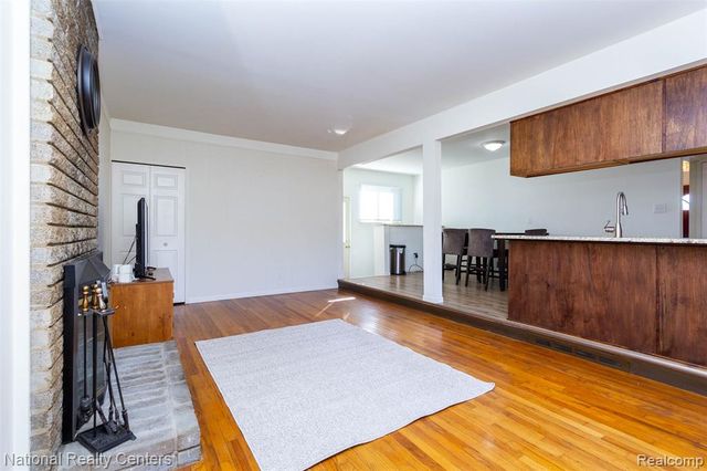 511 S Bryar Street, Westland, MI 48186