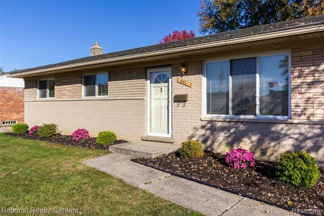 511 S Bryar Street, Westland, MI 48186