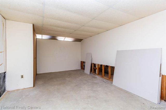 511 S Bryar Street, Westland, MI 48186