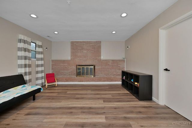 411 Walter Avenue, Fairfield, OH 45014