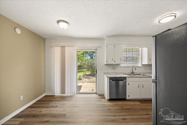 5633 Collinswood Dr, Milton, FL 32583