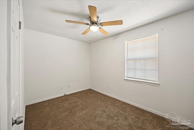 5633 Collinswood Dr, Milton, FL 32583