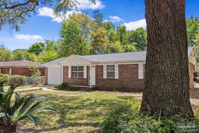 5633 Collinswood Dr, Milton, FL 32583