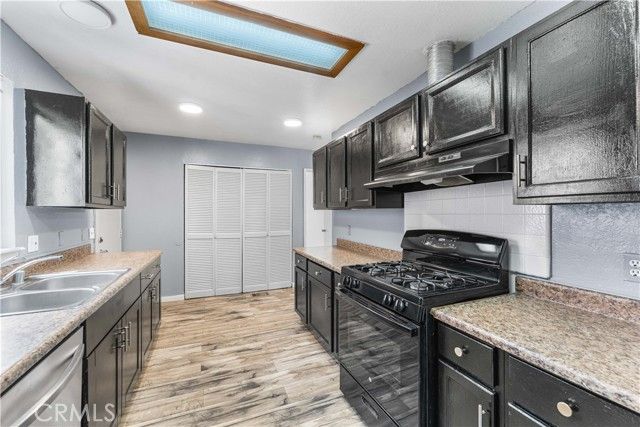 44117 Parkview Lane, Lancaster, CA 93535