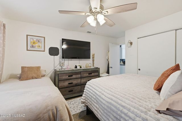 396A N Silverbell Road, Tucson, AZ 85745